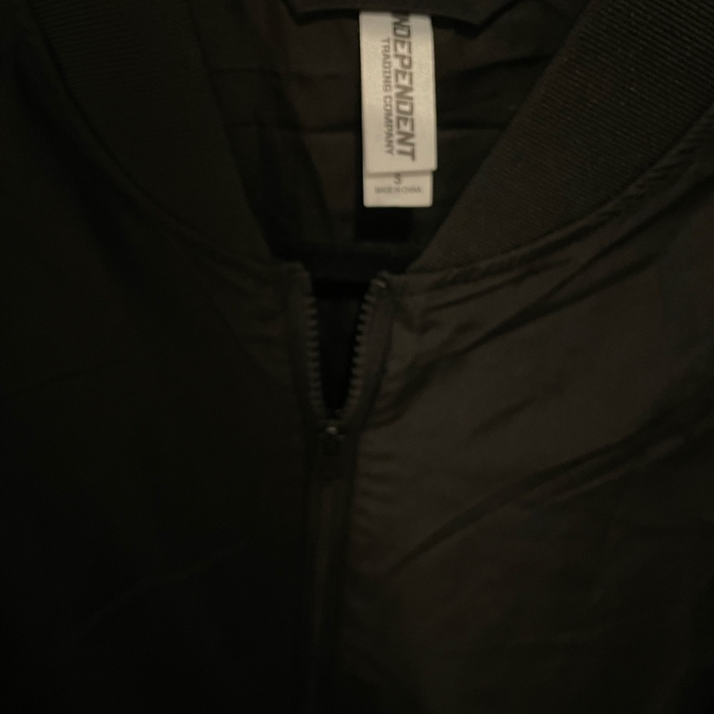 Jacket - Picture 4 of 4